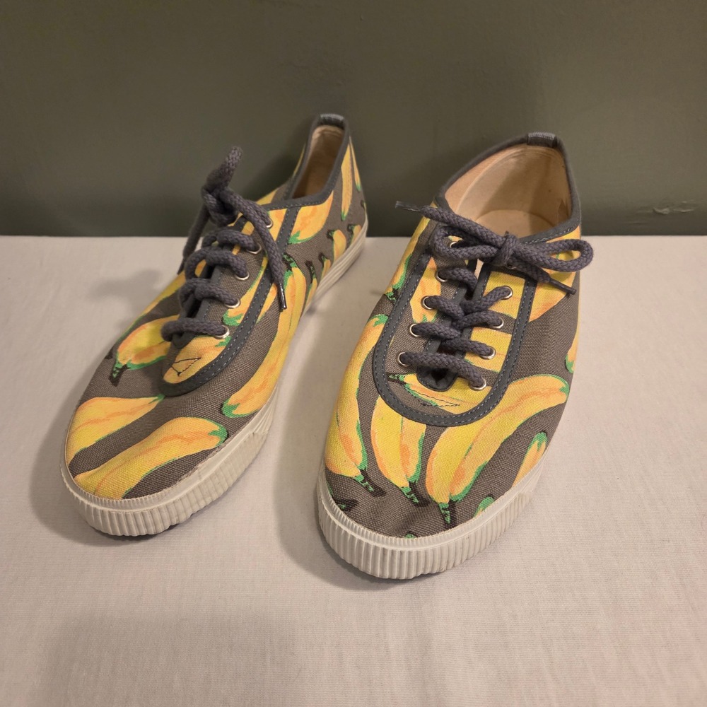 Anthropologie Startas Women's Banana Print Canvas Sneakers Size 40, US 9‎